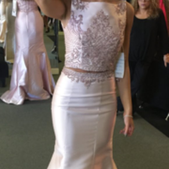 TONY BOWLS FORMAL 2 PIECE SET EUC - Picture 4 of 7